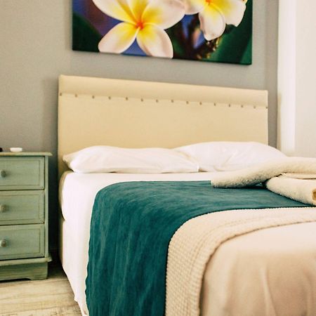 Tenes Otel Bozcaada Bagian luar foto