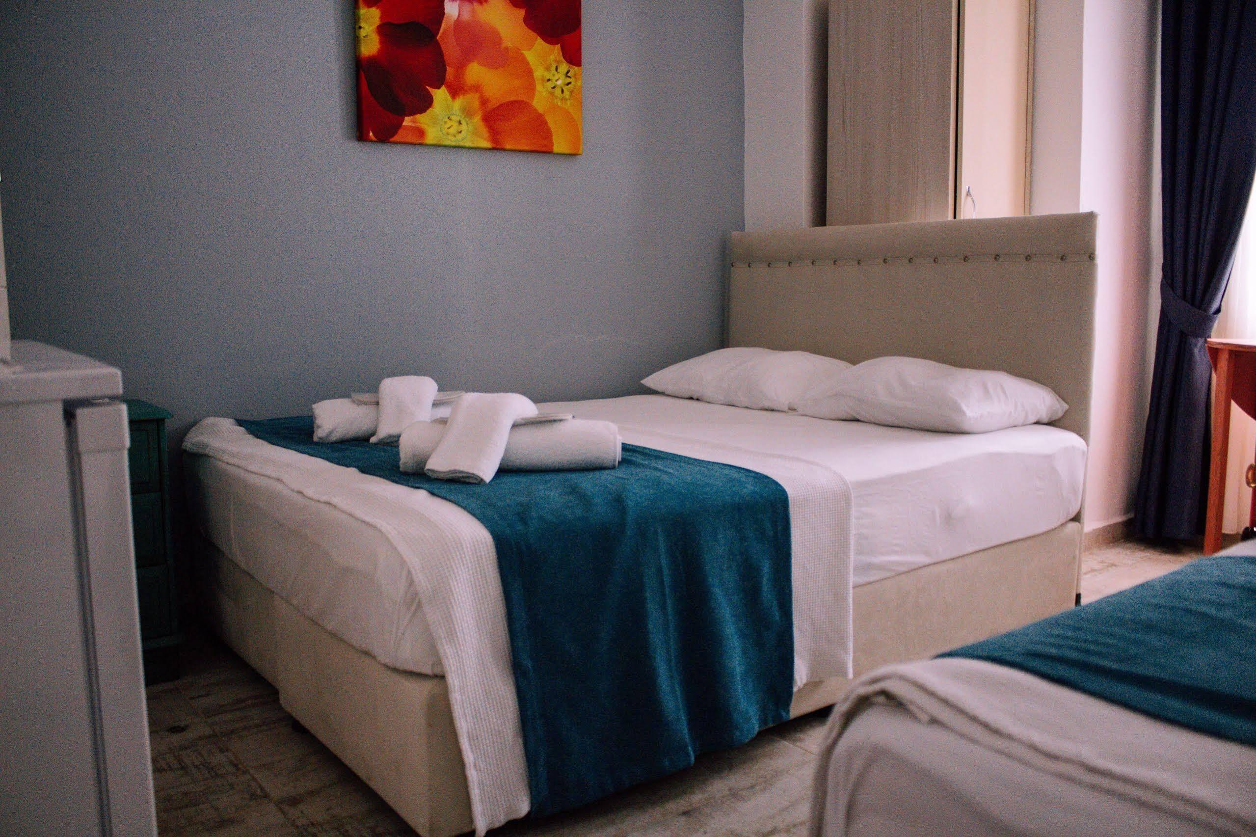 Tenes Otel Bozcaada Bagian luar foto