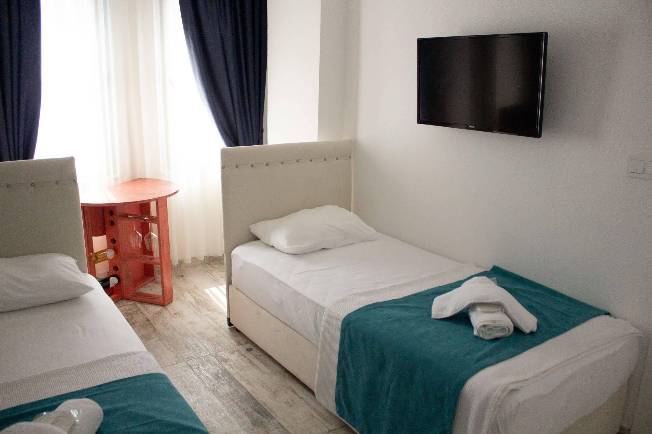 Tenes Otel Bozcaada Bagian luar foto