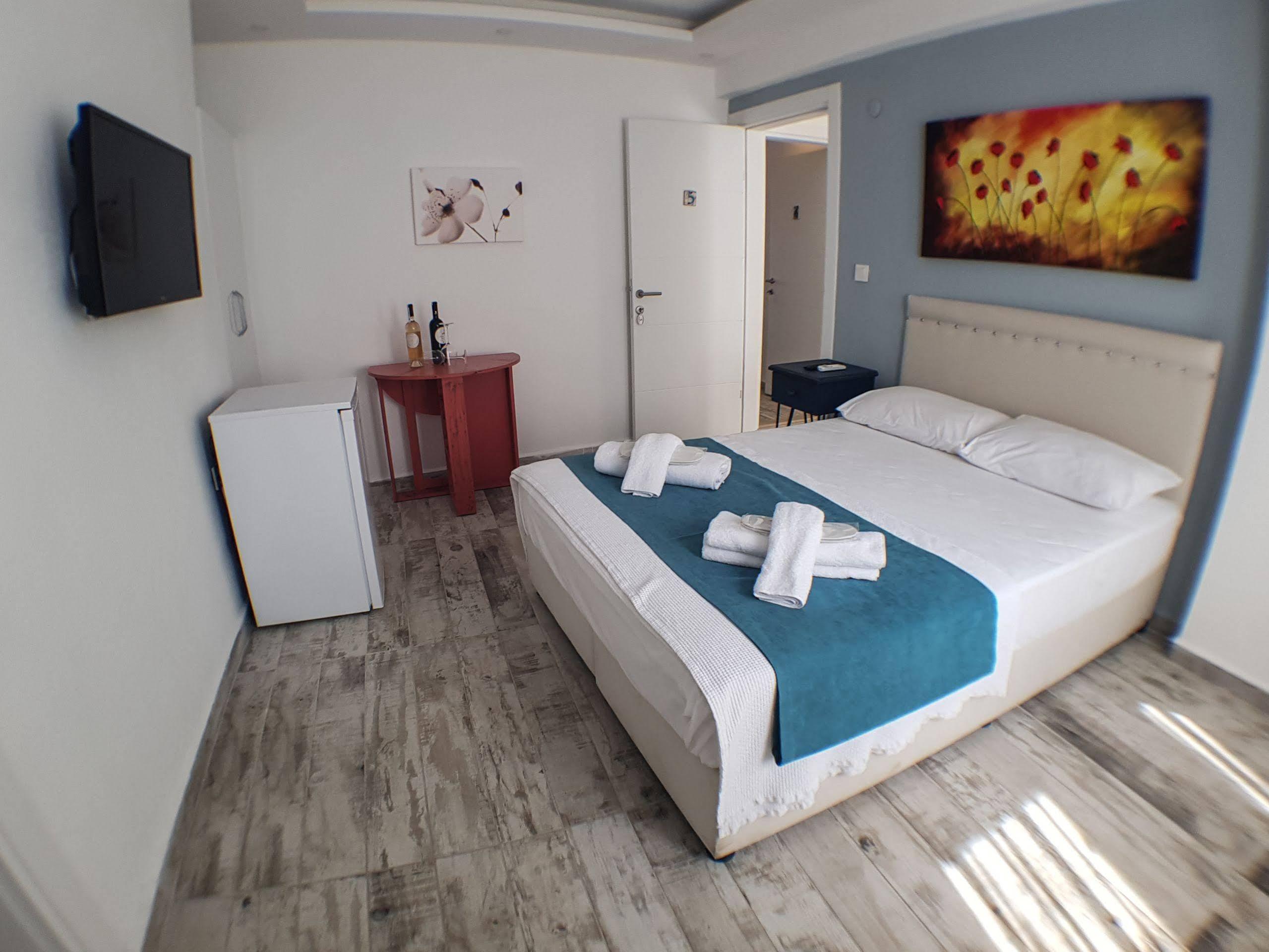 Tenes Otel Bozcaada Bagian luar foto